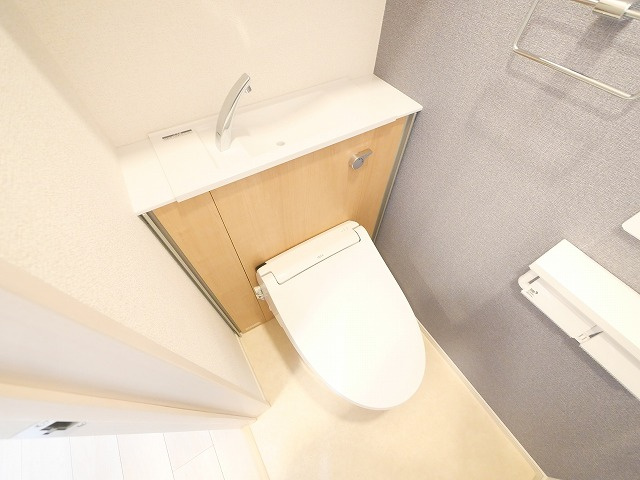 ハイツ大和のトイレ|コンパクトで使いやすいトイレです