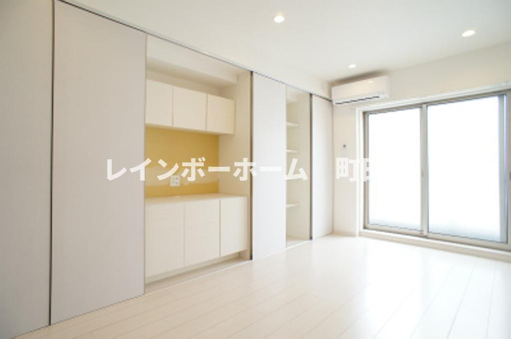 リブリ・プモリ２※初期費用分割あと払いサービス利用可能物件の居間・リビング