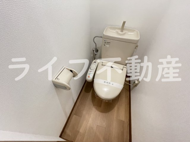 ビューティーセゾン和のトイレ|落ち着いた色調のトイレです
