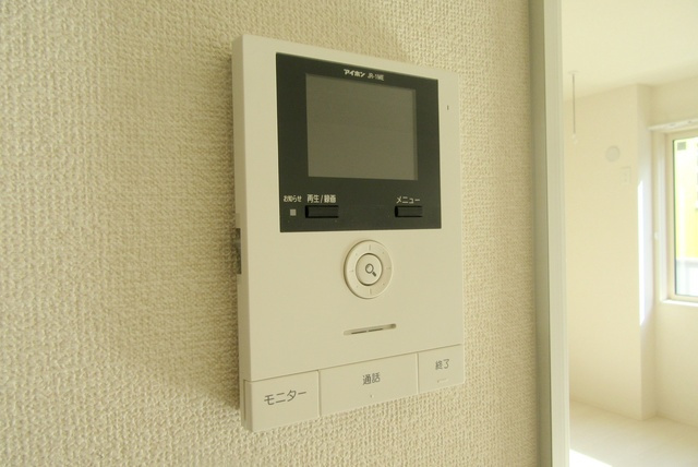 ラウレア瑞江のセキュリティ|安心のモニタ付きインターホン完備です♪
