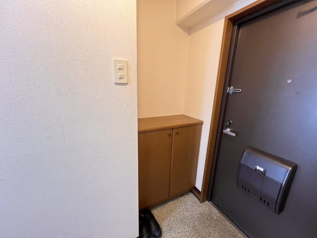 【玄関】 | コリーヌ宇部