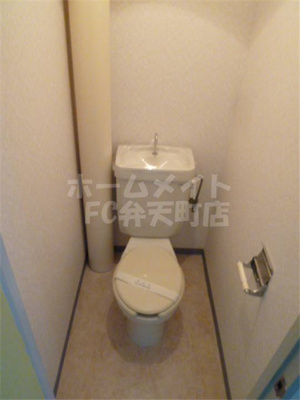【トイレ】 | シルバーハイツ | ゆったりとした空間のトイレです