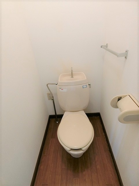 パルファンベールB棟のトイレ|※別部屋のイメージ写真です。