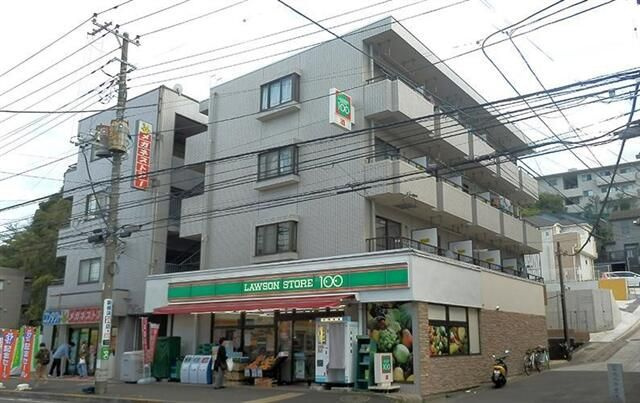 横浜市港北区小机町の賃貸マンションの外観