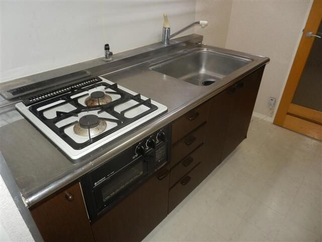 横浜市港北区小机町の賃貸マンションのキッチン