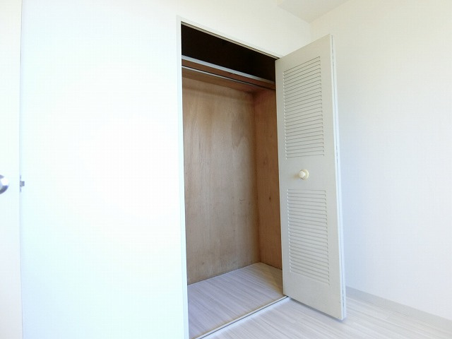 アエラス昭島の収納|※別部屋のイメージ写真です。