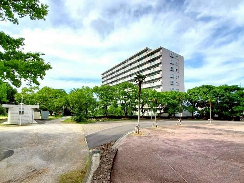 アーネスト大谷公園の外観