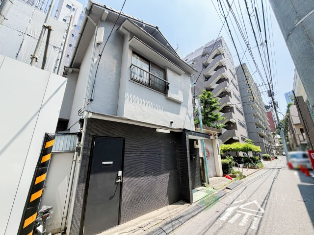 港区三田2丁目の外観