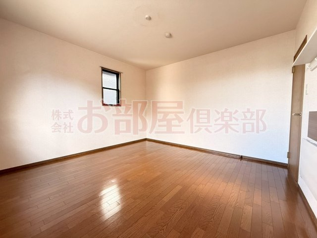 バティール西小森野　B棟の洋室|洋室です