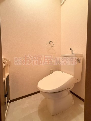 バティール西小森野　B棟のトイレ|シンプルで使いやすいトイレです