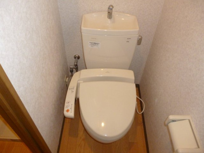 【トイレ】 | エメラルドグリーン西北 | コンパクトで使いやすいトイレです