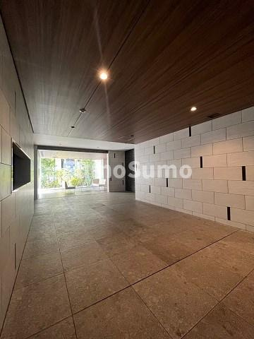 OPUS RESIDENCE SHINSAIBASHI SOUTHのロビー