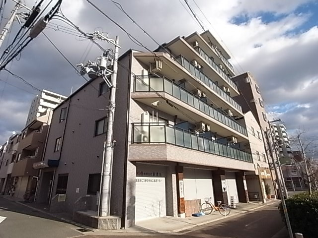 M.PARK WEST