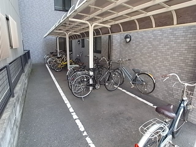 M.PARK WESTの外観