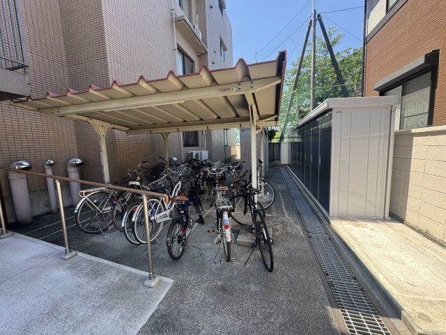 トーケン高崎レジデンスの駐輪場