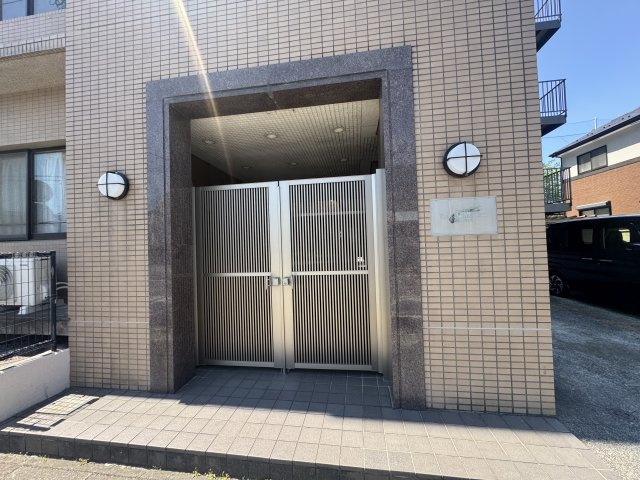 トーケン高崎レジデンスのエントランス|マンションのエントランスです。
