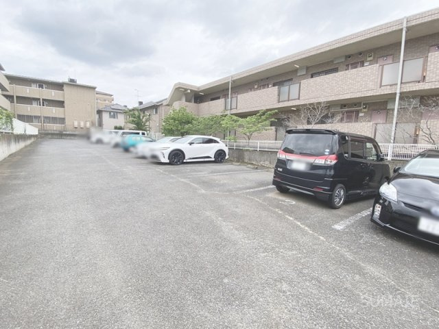 ソレアードミシマの駐車場|敷地内駐車場！