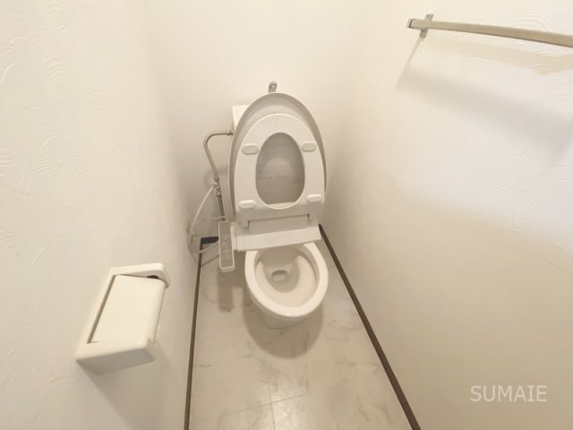 ソレアードミシマのトイレ|洗浄便座付きのトイレです！