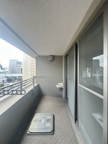 リーデンススクエア松屋町のバルコニー