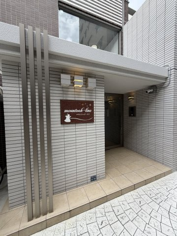 神戸市兵庫区下沢通８丁目の賃貸マンションのエントランス
