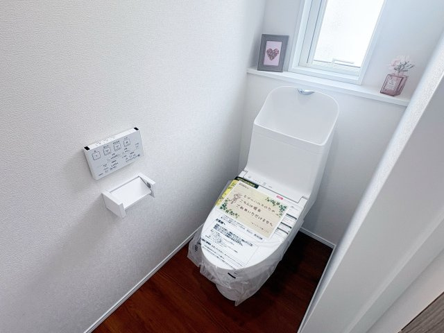 和歌山市梅原　新築一戸建てのトイレ