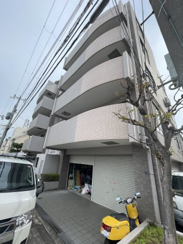 ローレル久保町の外観
