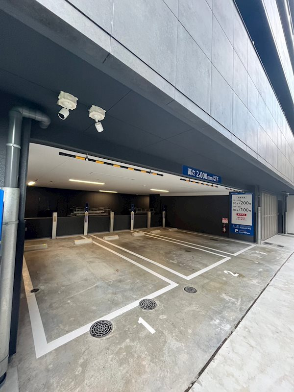 クオーレ神戸山手の駐車場