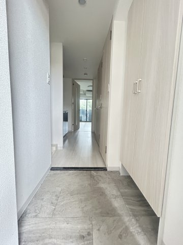クオーレ神戸山手の玄関