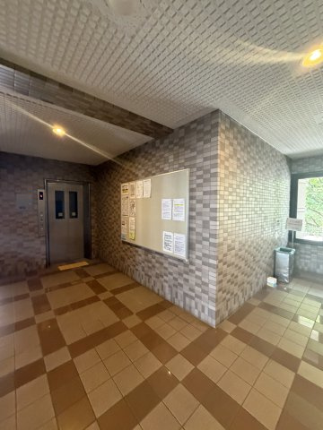 サンワプラザ須磨山の手のロビー