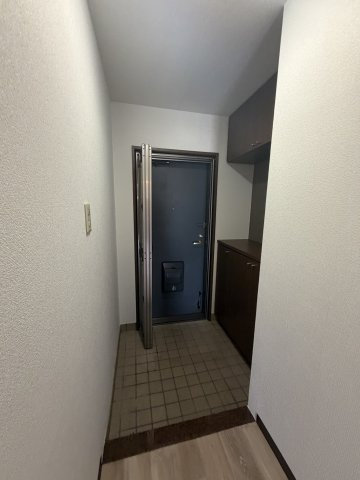 サンワプラザ須磨山の手の玄関