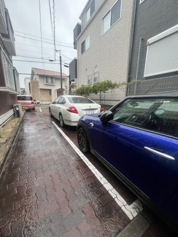 ル・ボアⅠの駐車場