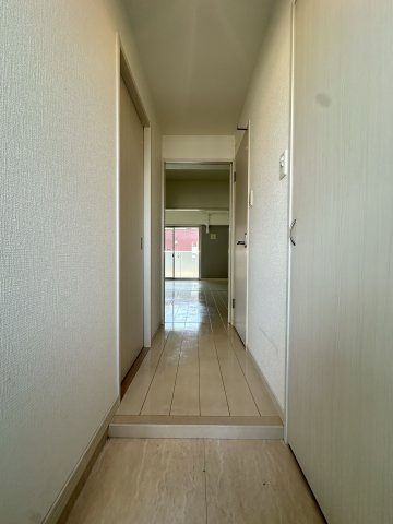 ウィステリア桜坂ヒルズの玄関
