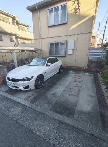 EXA  ROKKOの駐車場