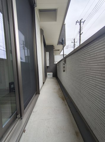 リアライズ箕岡のバルコニー