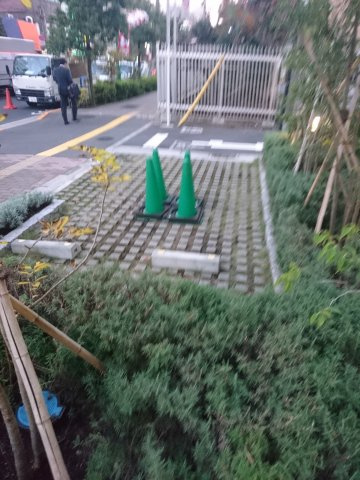 ポルカ エランの駐車場