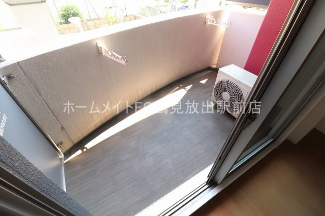 東大阪市高井田本通７丁目の賃貸マンションのバルコニー