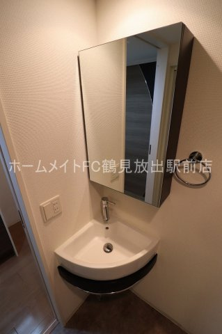 東大阪市高井田本通７丁目の賃貸マンションの独立洗面台