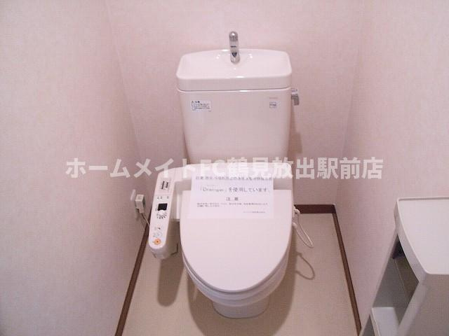 大阪市城東区鴫野西３丁目のハイツのトイレ