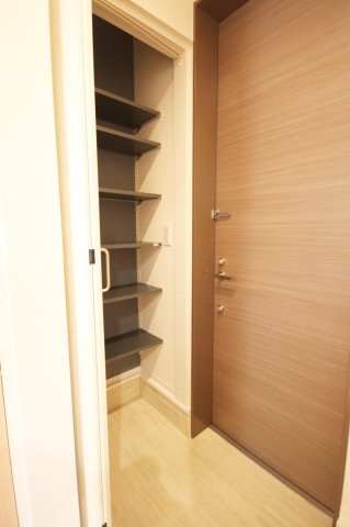 エルピーダの収納|小物を収納するのに便利です