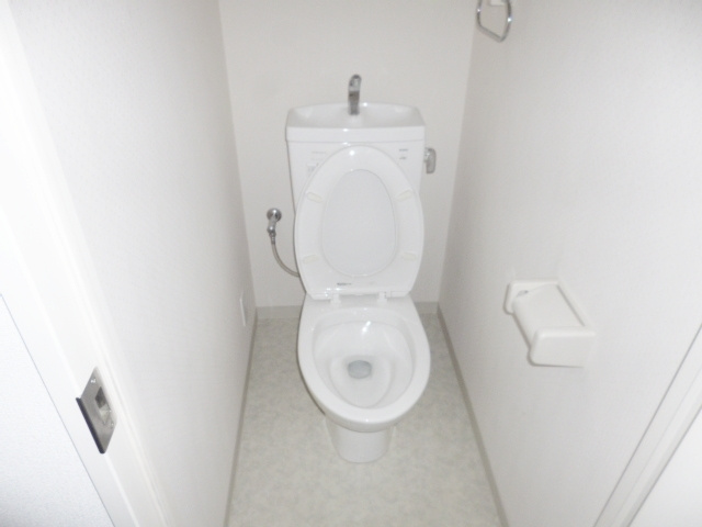 エリアＭのトイレ|トイレもゆとりありますね♪