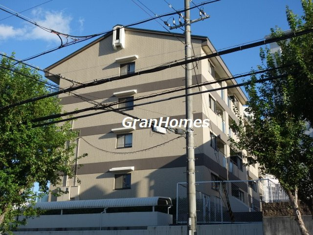 グリーンハイツ大津和の外観