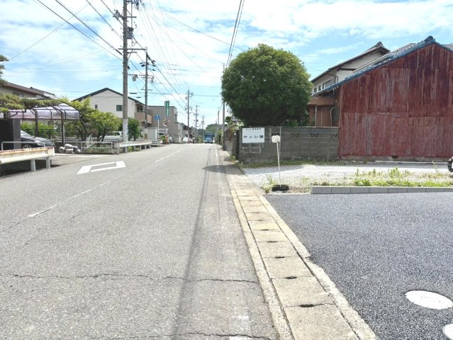 【商談中】クワイエ　大垣市昼飯町第12　全1区画分譲の前面道路含む現地写真|■前面道路　■ヤマダ不動産　株式会社リライフ　
■夢のマイホーム購入をフルサポートします！