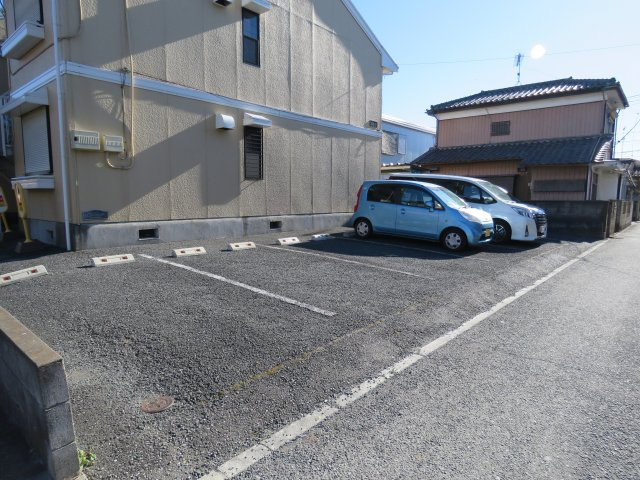 セジュール１の駐車場