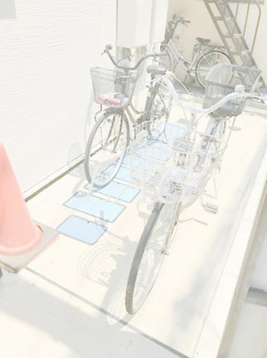 【その他共用部分】 | イーストヴィレッジ | 駐輪場です。
