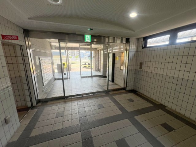 ライオンズマンション奈良のロビー