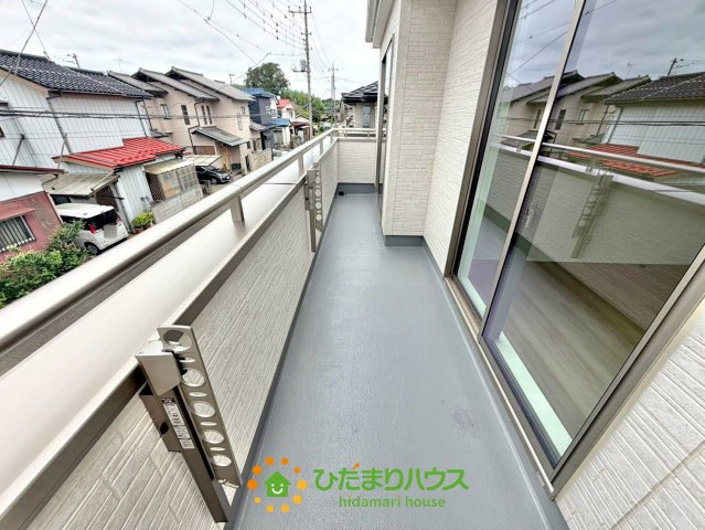 蓮田市江ヶ崎　新築一戸建て　グラファーレのバルコニー