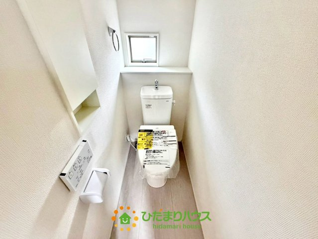 蓮田市江ヶ崎　新築一戸建て　グラファーレのトイレ