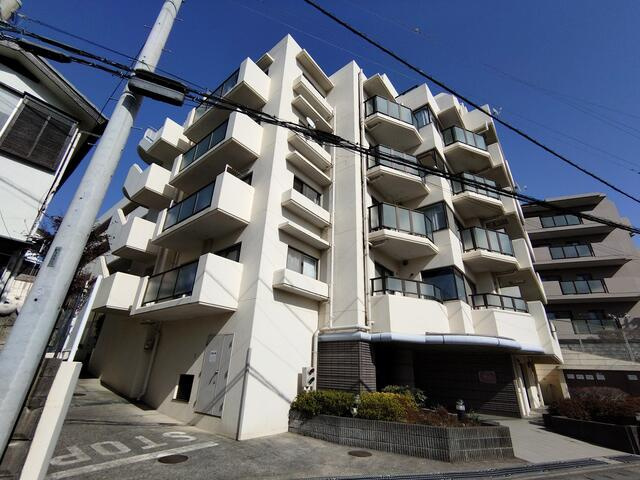 ウェルコート市川