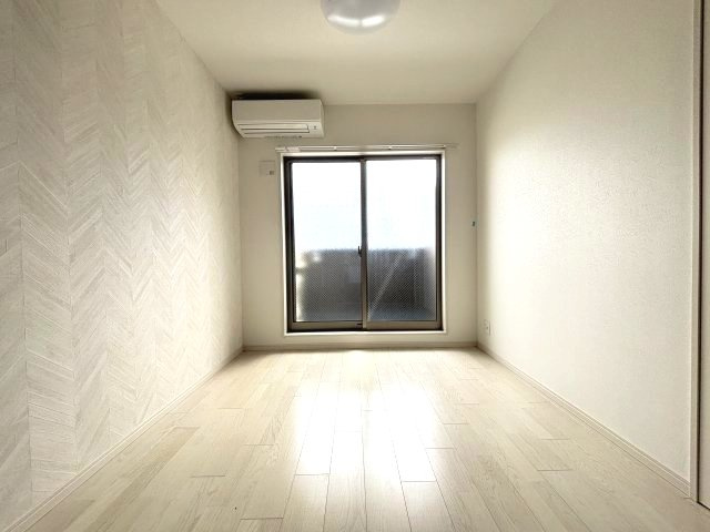 e-house 羽曳野の洋室