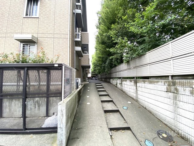 プリムヴェール十番館のエントランス|敷地入口☆彡
